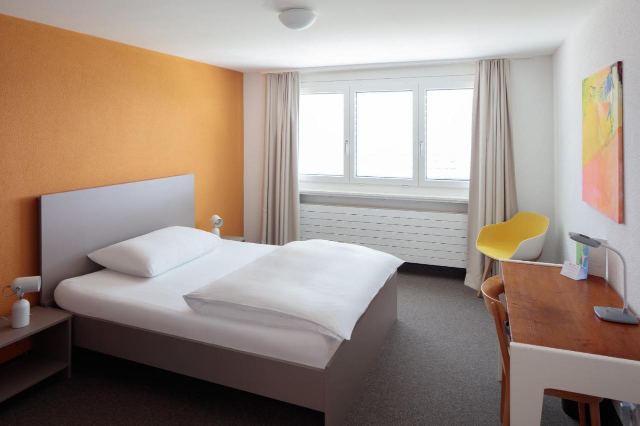 Le Domaine Otel Villars-Sur-Glane Dış mekan fotoğraf